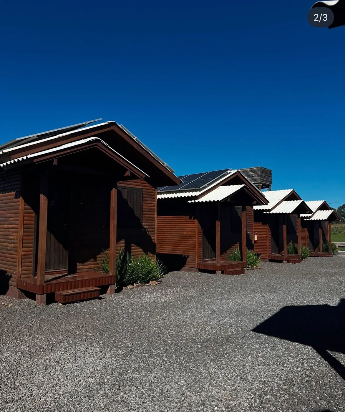 Conjunto de cabanas de madeira